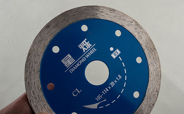 金剛石圓鋸片切割片的主要特點(diǎn)是什么？