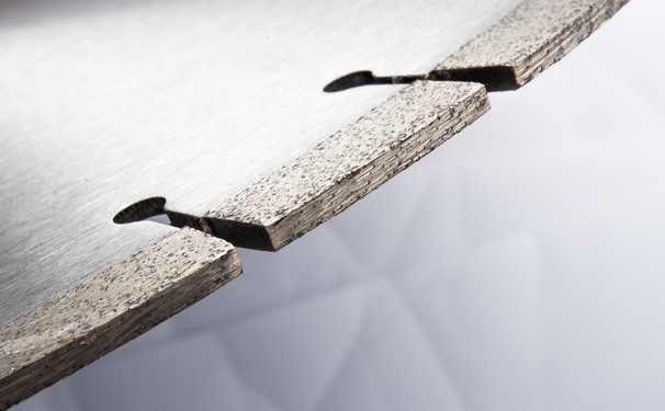 專業(yè)馬路加工者經(jīng)驗之談: 混凝土切割片的用途!