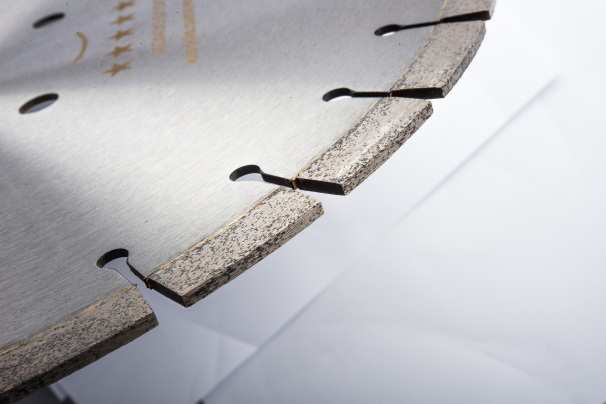 小編教你如何一招鑒別馬路切割片制造工藝！