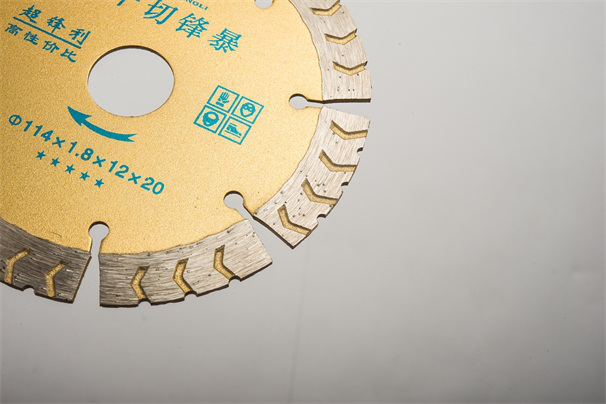 金剛石圓鋸片的加工設(shè)備相關(guān)介紹！