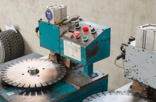 你對金剛石切割片框架鋸了解多少？